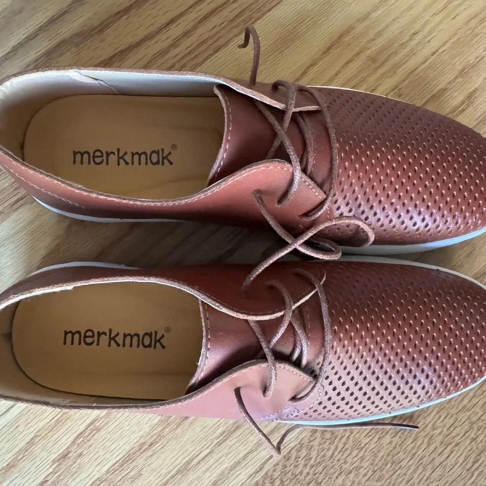 Merkmak Men's Perforated Breathable Casual Lace-up Loafers in Cognac Brown